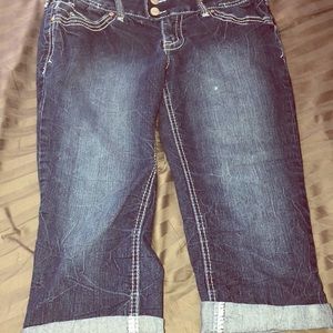 Dark denim cropped jeans